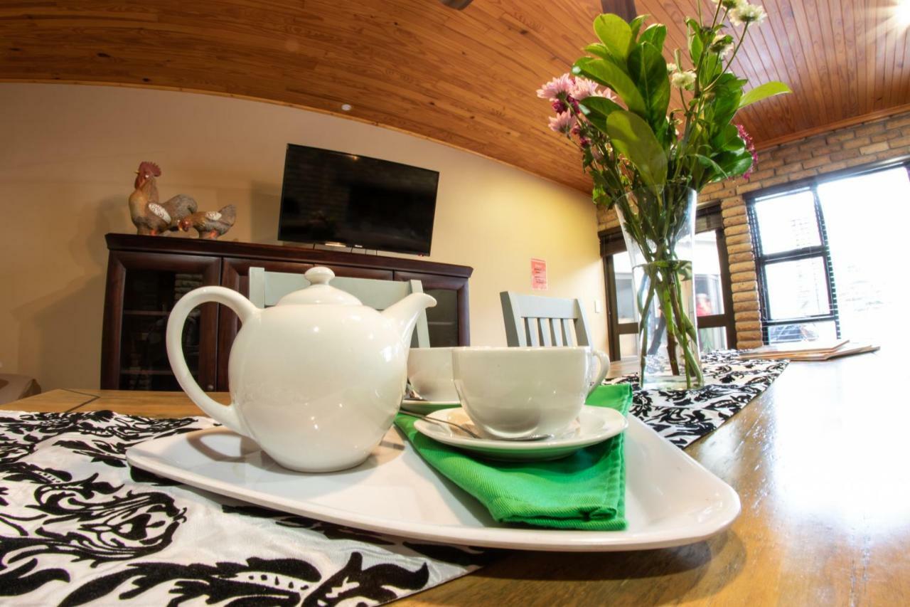 Meransha Self Catering Cc 鲸湾港 外观 照片