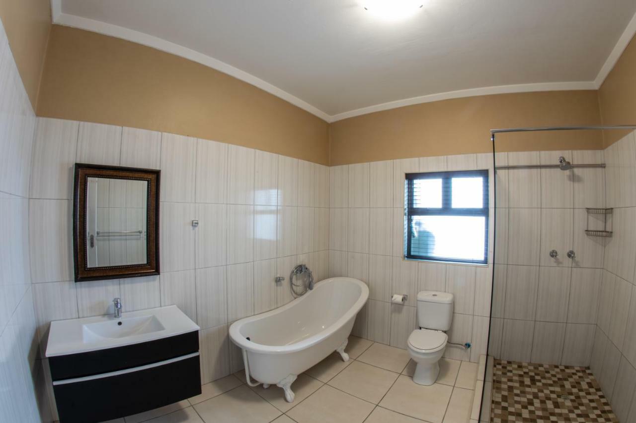 Meransha Self Catering Cc 鲸湾港 外观 照片