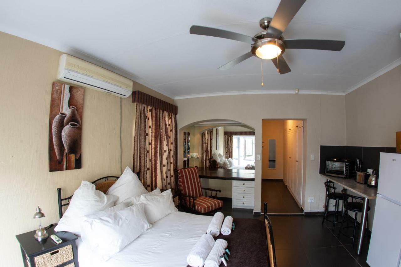 Meransha Self Catering Cc 鲸湾港 外观 照片