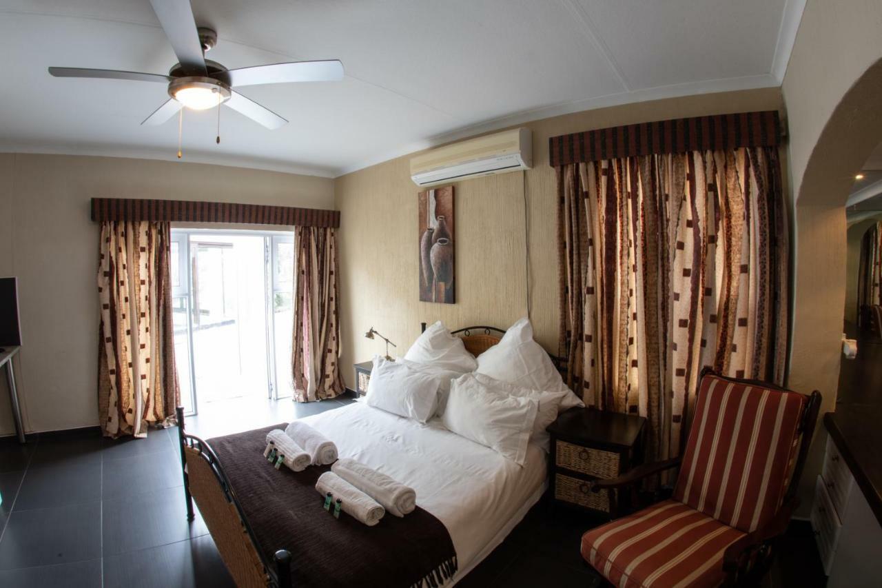 Meransha Self Catering Cc 鲸湾港 外观 照片