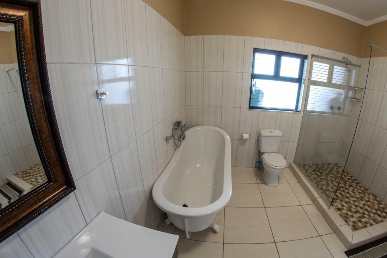 Meransha Self Catering Cc 鲸湾港 外观 照片