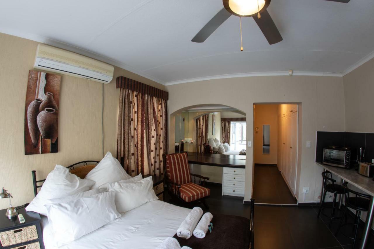 Meransha Self Catering Cc 鲸湾港 外观 照片
