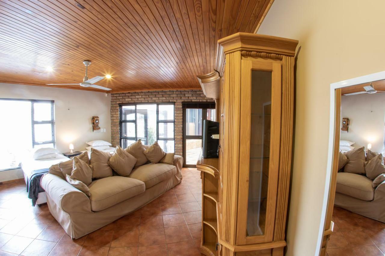Meransha Self Catering Cc 鲸湾港 外观 照片