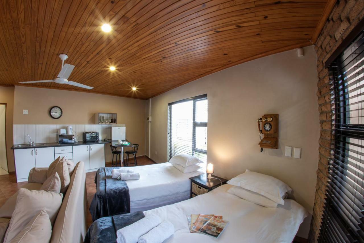 Meransha Self Catering Cc 鲸湾港 外观 照片